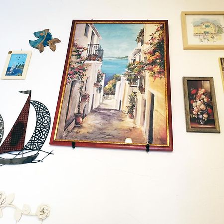 Apartment Alena With Terrace And Garden Center Jelsa Jelsa  Bagian luar foto